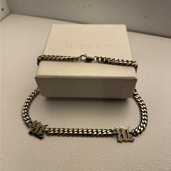 MISBHV Silver choker - Picture 5 of 5